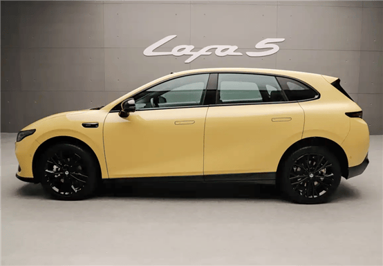 零跑Lafa5預售10.58萬起,搭載8295芯片與激光雷達,迎合年輕人?