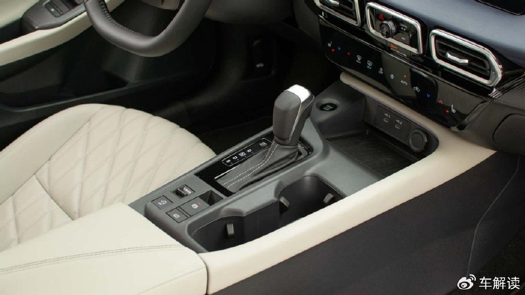 顏值變帥了!軒逸國內外齊換代,雙12.3英寸屏能落地鴻蒙座艙嗎?